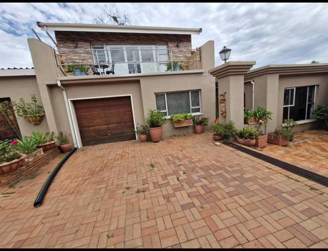 FARM FOR SALE IN MNANDI